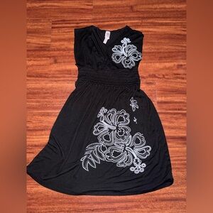 Chic Black Dress with White Floral Embroidery